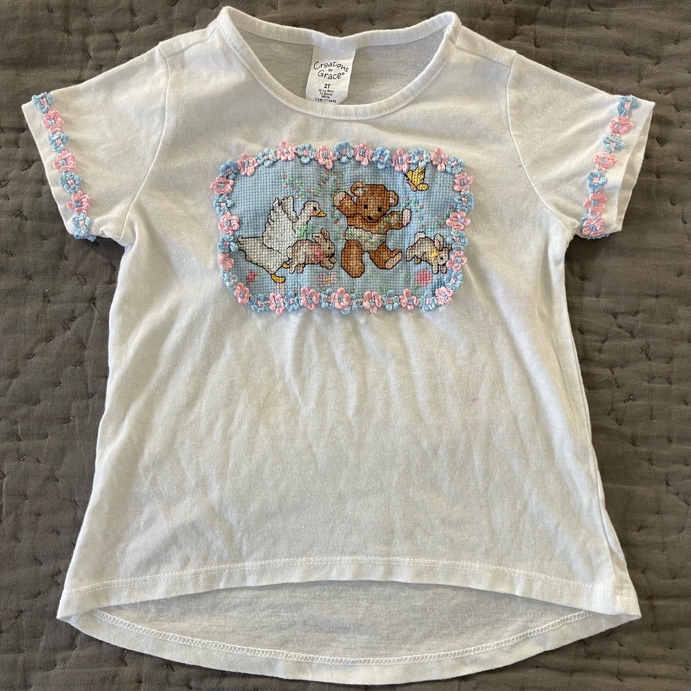 Vintage Creations of Grace T-Shirt Teddy Bear Floral Cross Stitch Cottagecore 2T